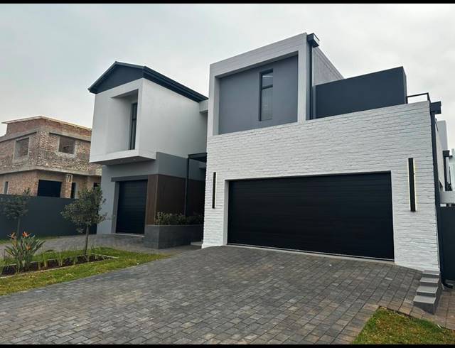 4 BEDROOM HOUSE FOR SALE IN FOUNTAINBROOK ESTATE